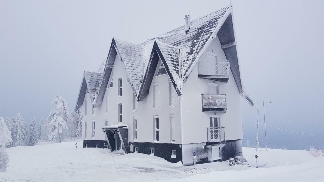 Divcibare Delux Apartman Exterior photo