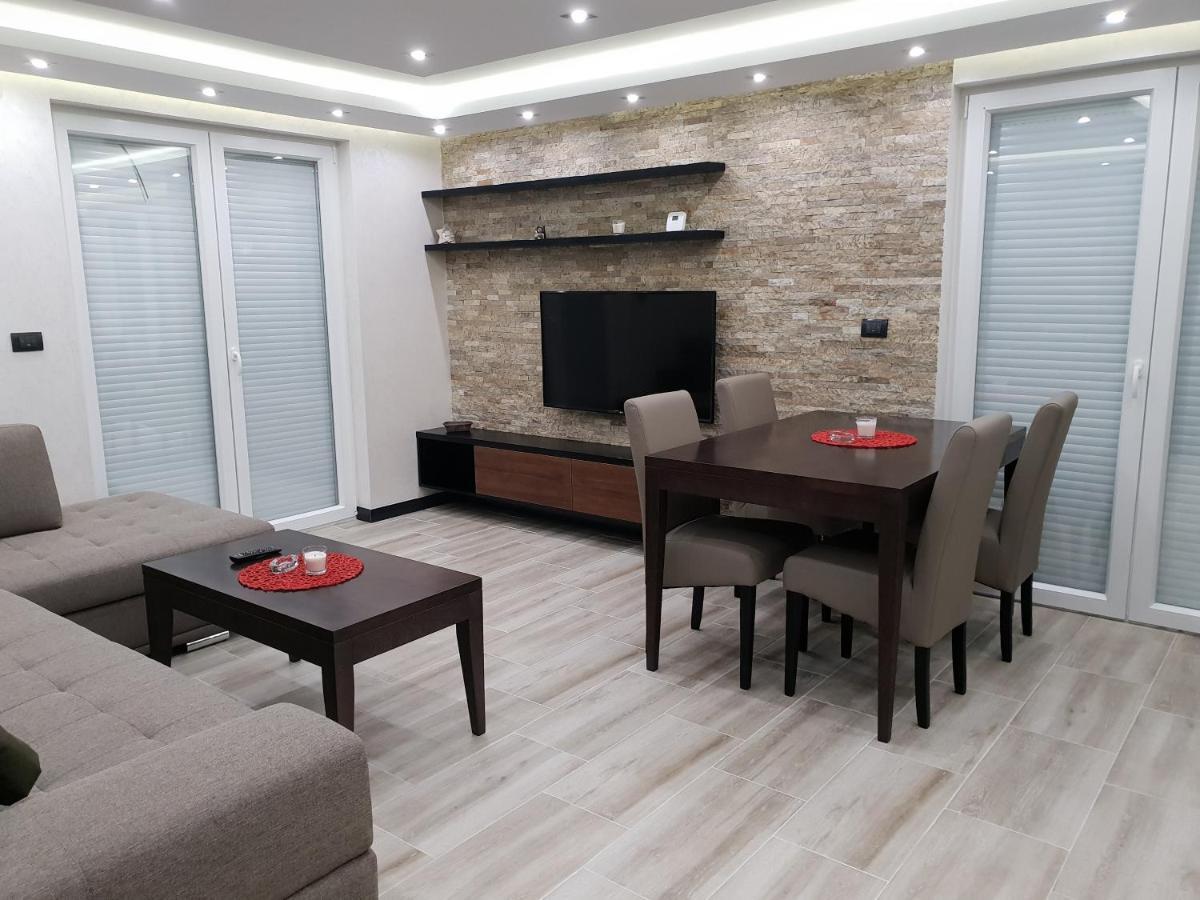 Divcibare Delux Apartman Exterior photo